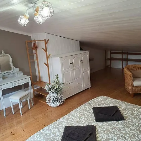 Charmante Maison 1 Avec Terrasse N'1 Сasa de vacaciones